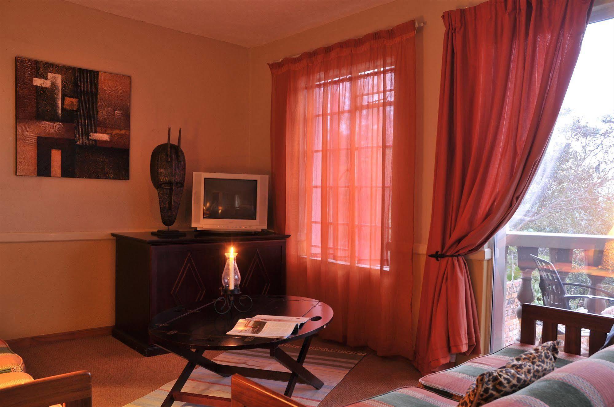 Bed and Breakfast Sunset Manor Mbombela Exterior foto